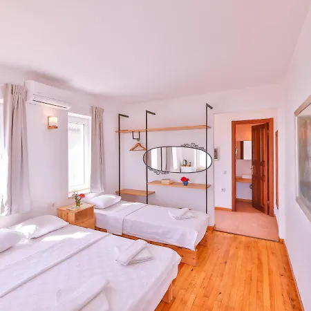 Luna 2* Kaş