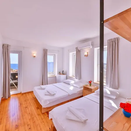Luna 2* Kaş